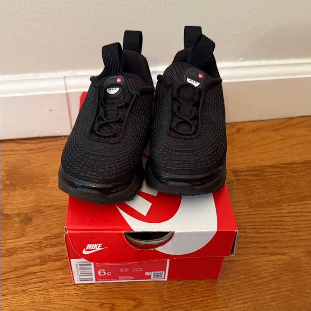 Nike Black Air Max Dn